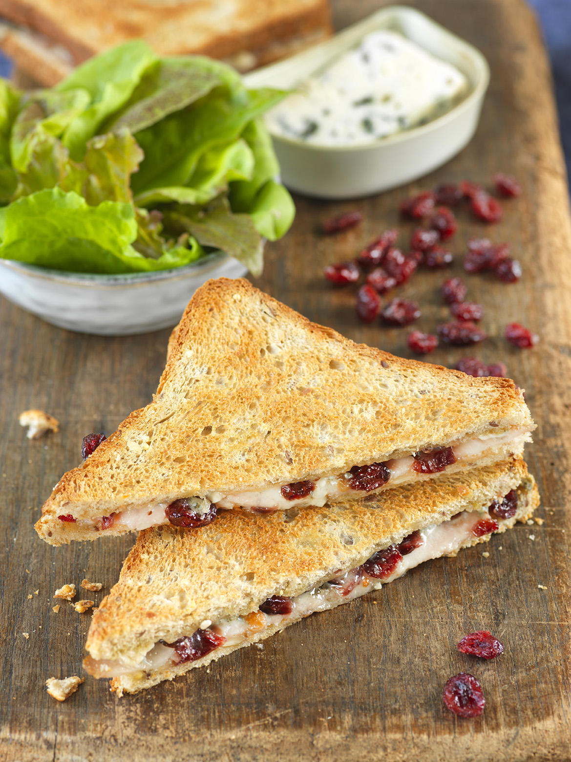 Croque-monsieur jambon, cranberry et bleu (2,28€/personne) Croque-monsieur jambon, cranberry et bleu (2,28€/personne)